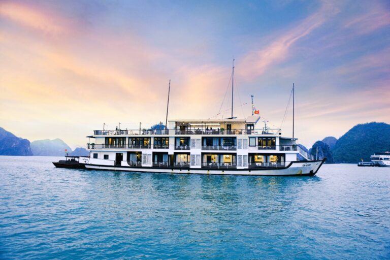 Experience the Epitome of Luxury & Rustic Charm: Milalux Cruise by HERMES Group – Your Ultimate Guide to a Dreamy Hạ Long Bay Escape