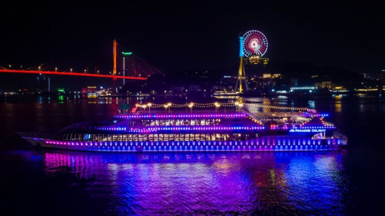 Paradise Delight Cruise – The Ultimate Floating Restaurant Experience in Halong Bay | Gourmet Dining, Panoramic Views & Unforgettable Sunset Cruises 🌅